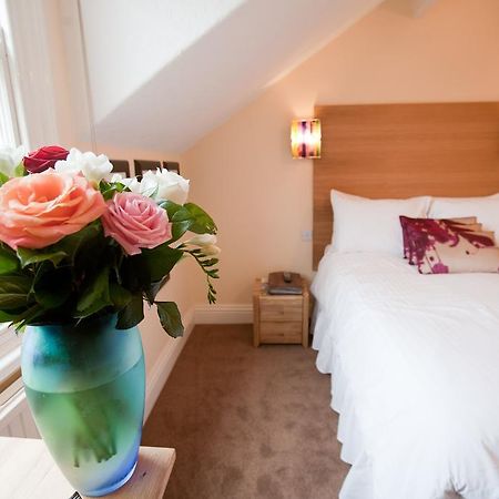 Acer Guest House Йорк Стая снимка