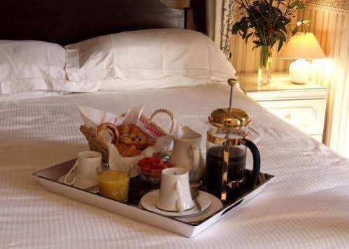 Acer Guest House Йорк Екстериор снимка