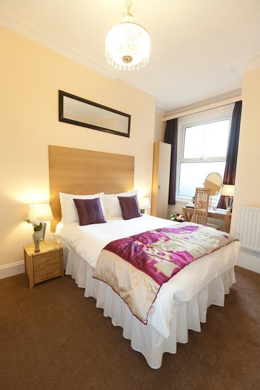 Acer Guest House Йорк Стая снимка