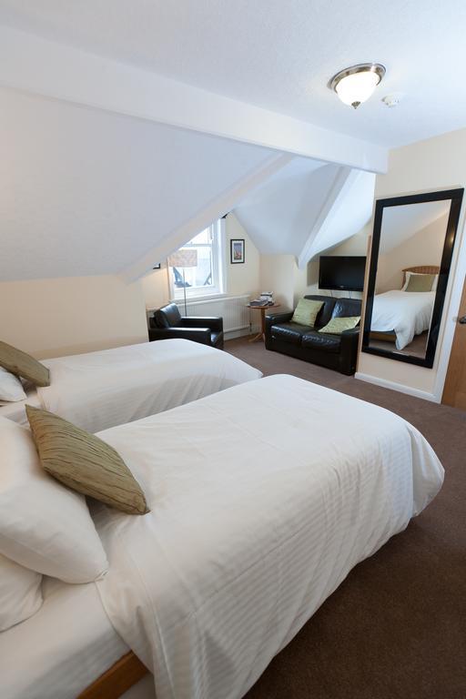 Acer Guest House Йорк Екстериор снимка